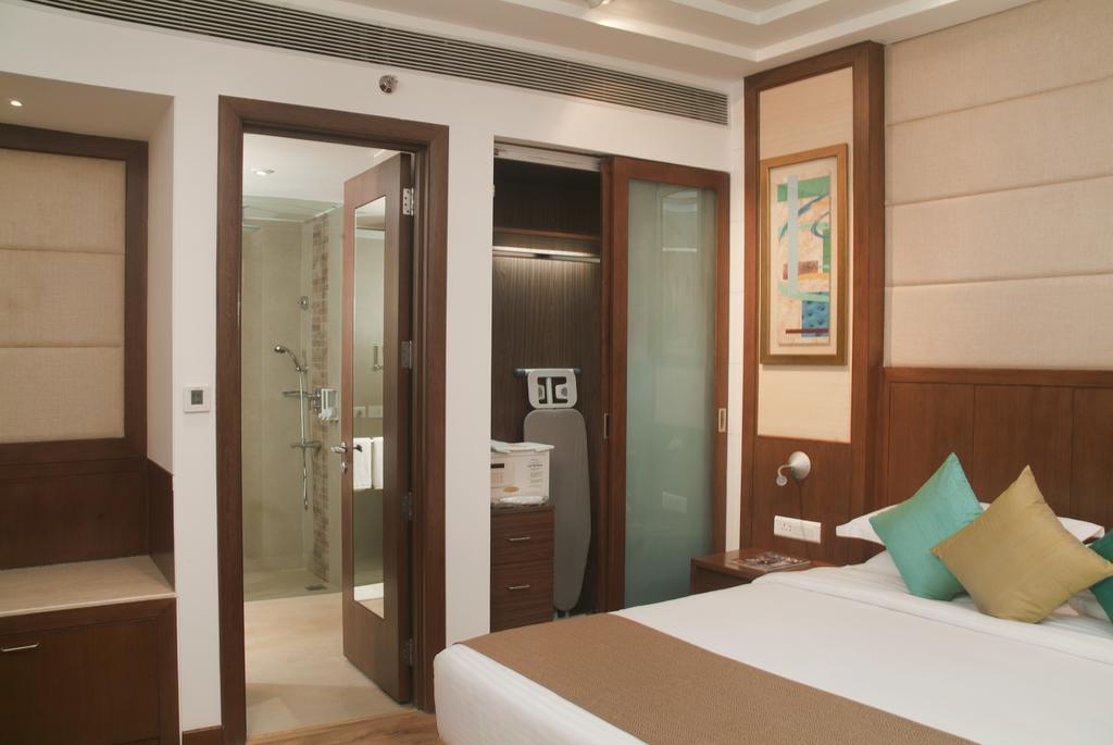 Savoy Suites גרייטר נוידה מראה חיצוני תמונה